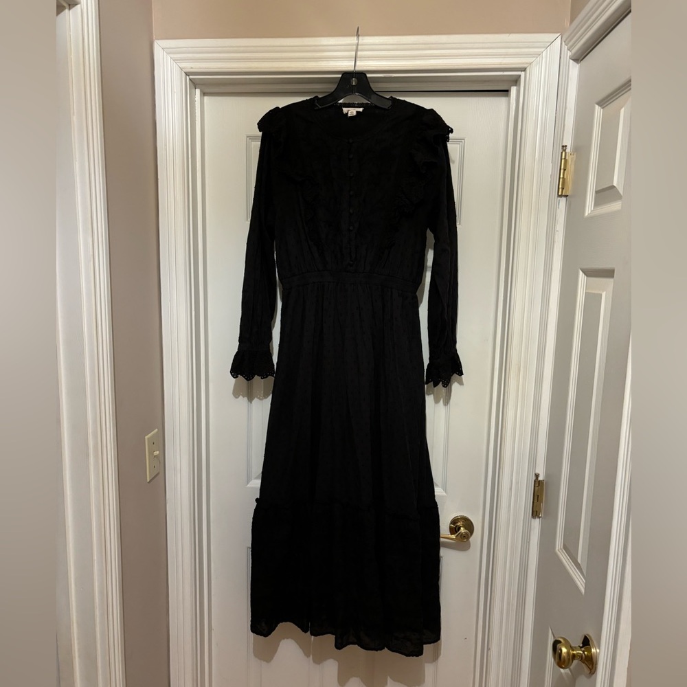 Allison New York Women’s Long Sleeve Midi Dress. Color black. Size medium.